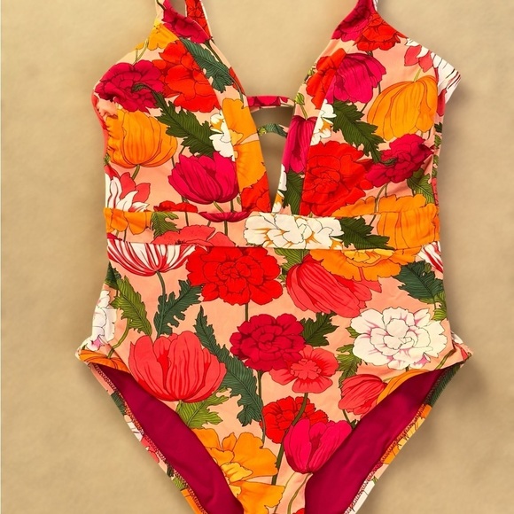 Trina Turk Sunny Bloom Floral Kimono Cover-Up and One Piece Swim Suit Set - Picture 4 of 10